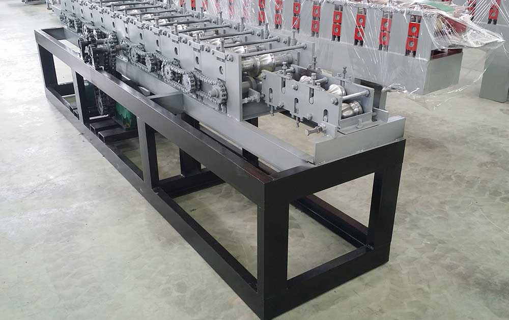 Roller Shutter Door Roll Forming Machine (YX125-95)