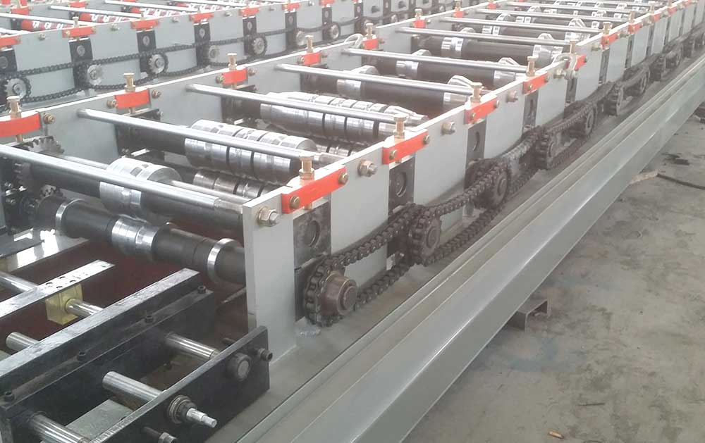 Bemo Roof Panel Roll Forming Machine (YX65-400)